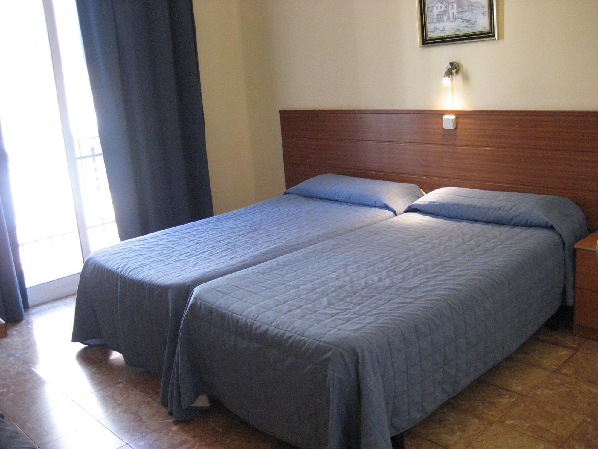 Hostal Bejar Barcelona Exteriér fotografie
