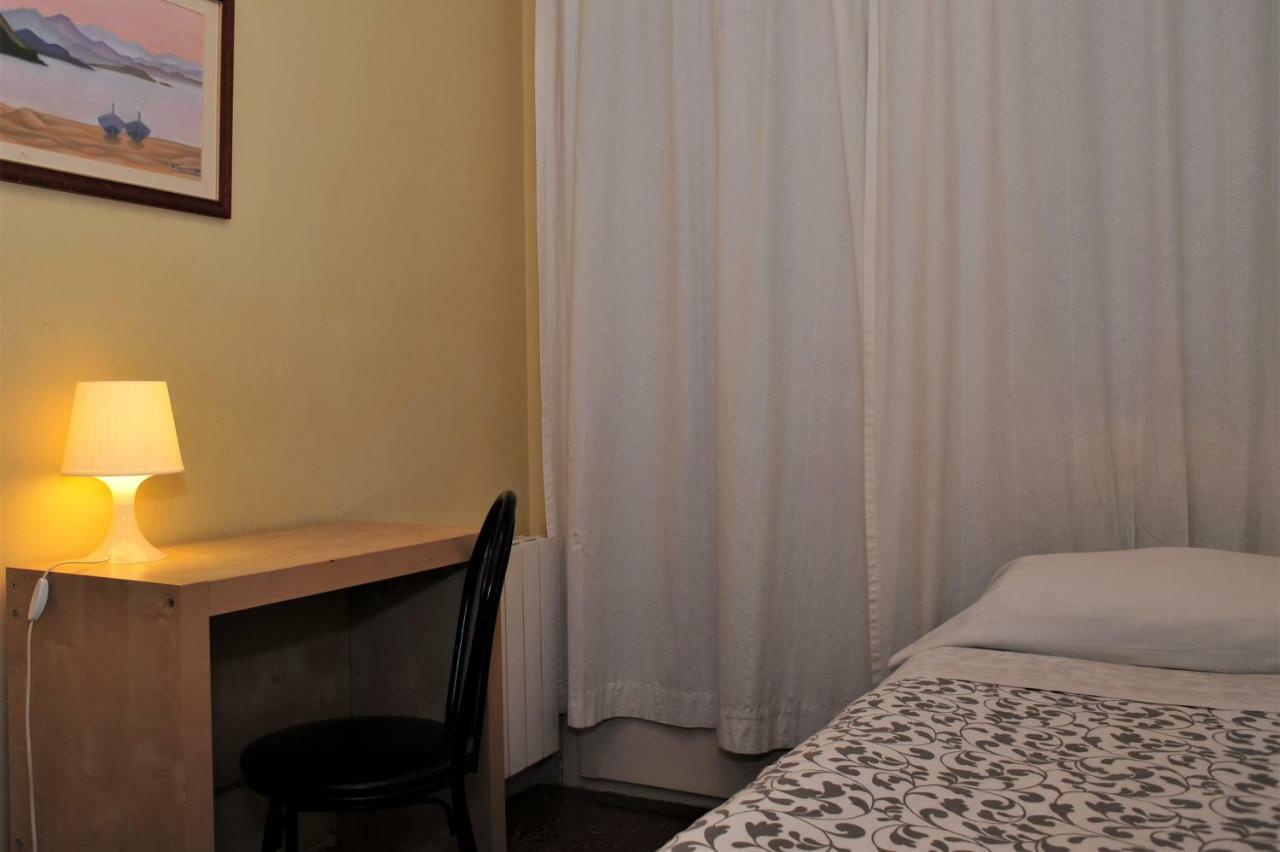 Hostal Bejar Barcelona Exteriér fotografie
